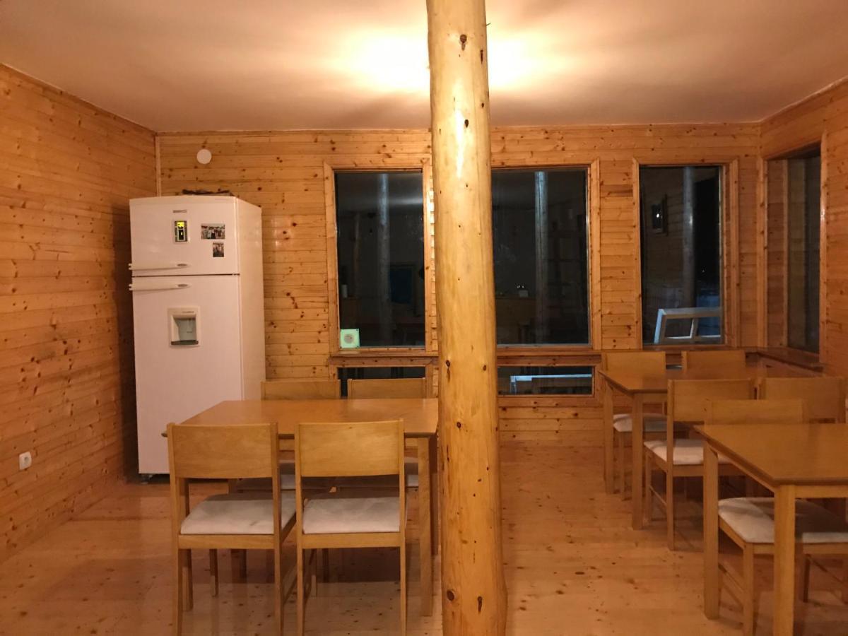 Casutele Doftanei Appartement Teşila Buitenkant foto