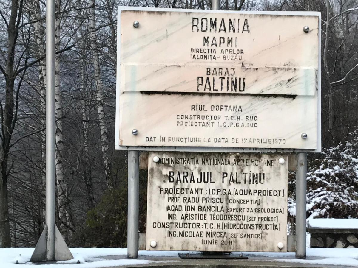 Casutele Doftanei Appartement Teşila Buitenkant foto