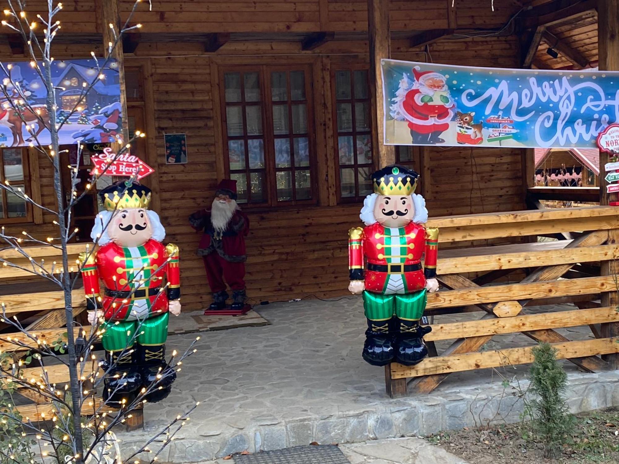 Casutele Doftanei Appartement Teşila Buitenkant foto
